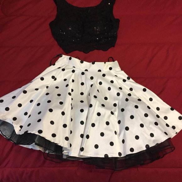 Beautiful 2-piece party dress/formal - Picture 3 of 4